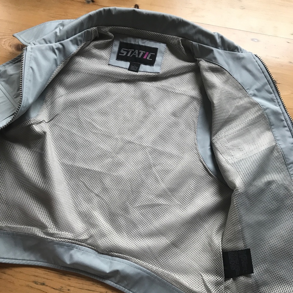 Static NWOT Rugged Vest Large gray poly - Picture 10 of 13